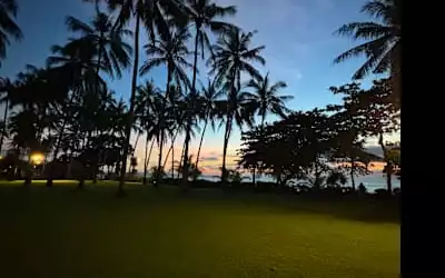 Hotel Holiday Resort Lombok mit 89 % Empfehlungsrate Hotel Holiday Resort Lombok in Senggigi