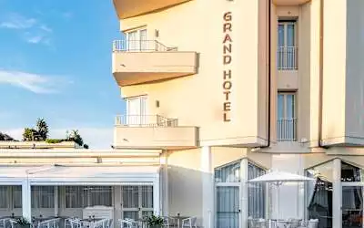 Grand Hotel mit 97 % Empfehlungsrate Grand Hotel in Forte dei Marmi