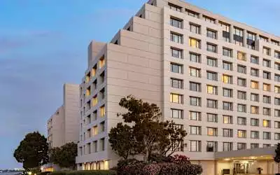 Hotel Marriott San Francisco Airport Waterfront in Millbrae