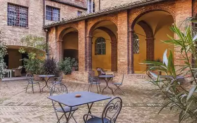 Hotel Il Chiostro Del Carmine mit 96 % Empfehlungsrate Hotel Il Chiostro Del Carmine in Siena