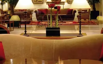 Hotel Royal Manotel mit 97 % Empfehlungsrate Hotel Royal Manotel in Genf