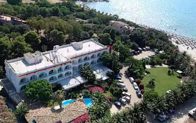 Hotel Simius Playa mit 100 % Empfehlungsrate Hotel Simius Playa in Villasimius