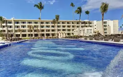 Royalton Bavaro Resort & Spa mit 91 % Empfehlungsrate Royalton Bavaro Resort & Spa in Bavaro