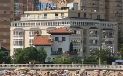 Las Rocas Playa Hotel mit 100 % Empfehlungsrate Las Rocas Playa Hotel in Castro-Urdiales