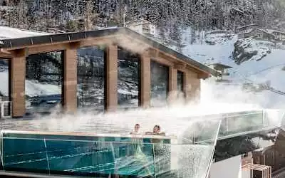 Das Central - Alpine Luxury Life mit 100 % Empfehlungsrate Das Central - Alpine Luxury Life in Sölden