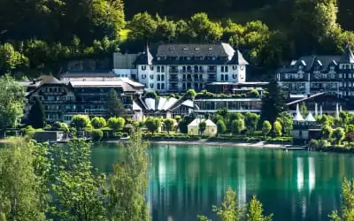 Waldhof Fuschlsee Resort mit 94 % Empfehlungsrate Waldhof Fuschlsee Resort in Fuschl am See