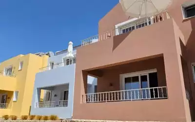 Amoopi Nymfes Royal mit 100 % Empfehlungsrate Amoopi Nymfes Royal in Amoopi