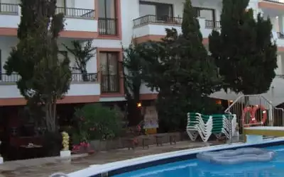 Ama Ibiza Beachfront Suites mit 98 % Empfehlungsrate Ama Ibiza Beachfront Suites in Playa d'en Bossa