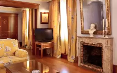 Hotel Inglaterra mit 99 % Empfehlungsrate Hotel Inglaterra in Sevilla