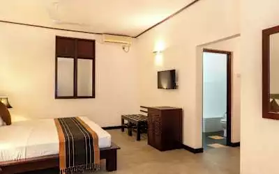 Kassapa Lions Rock Resort in Dambulla