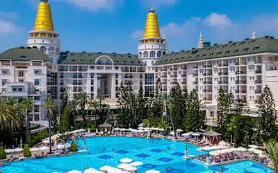 Hotel Delphin Diva mit 99 % Empfehlungsrate Hotel Delphin Diva in Lara