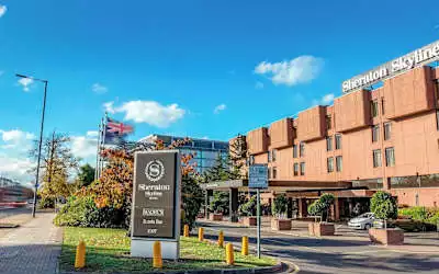 Sheraton Skyline Hotel mit 98 % Empfehlungsrate Sheraton Skyline Hotel in Heathrow