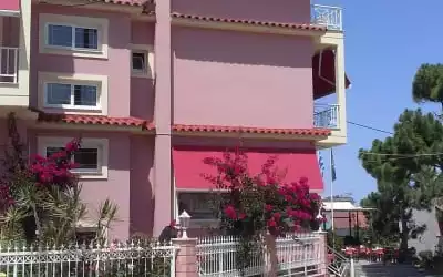 Hotel Brati II Beach mit 100 % Empfehlungsrate Hotel Brati II Beach in Arcoudi