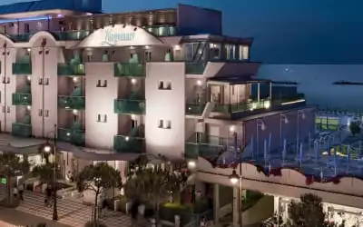 Hotel Lungomare mit 96 % Empfehlungsrate Hotel Lungomare in Cesenatico