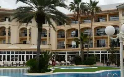 Hotel-Apartamentos Blau Parc mit 99 % Empfehlungsrate Hotel-Apartamentos Blau Parc in Sant Antoni de Portmany - San Antonio Abad