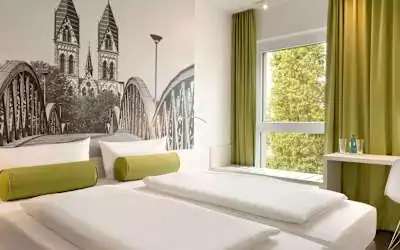 Super 8 by Wyndham Freiburg mit 91 % Empfehlungsrate Super 8 by Wyndham Freiburg in Freiburg im Breisgau