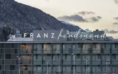 Arena Franz Ferdinand Nassfeld mit 98 % Empfehlungsrate Arena Franz Ferdinand Nassfeld in Hermagor-Pressegger See