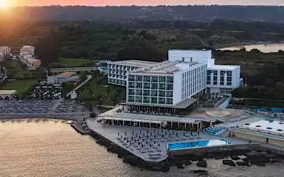 Eden Roc Resort in Kallithea