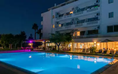 Matala Bay Hotel & Apartments in Matala