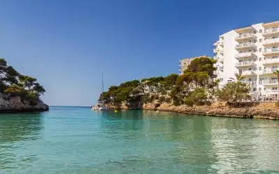 Barceló Ponent Beach in Cala Ferrera