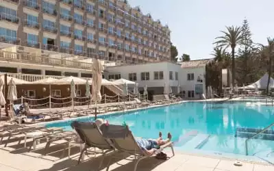 Minura Cala Galdana & Apartamentos d'Aljandartos d'Aljandar in Cala Galdana