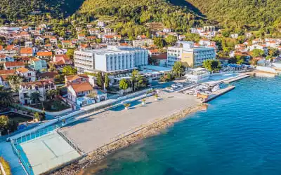 Carine Hotel Delfin mit 87 % Empfehlungsrate Carine Hotel Delfin in Bijela