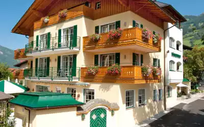 Hotel Römerhof mit 100 % Empfehlungsrate Hotel Römerhof in Dorfgastein