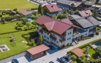 Landhaus & Appartementhaus Haussteiner mit 100 % Empfehlungsrate Landhaus & Appartementhaus Haussteiner in Dorfgastein