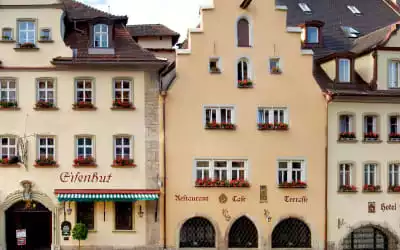 Hotel Eisenhut mit 88 % Empfehlungsrate Hotel Eisenhut in Rothenburg ob der Tauber