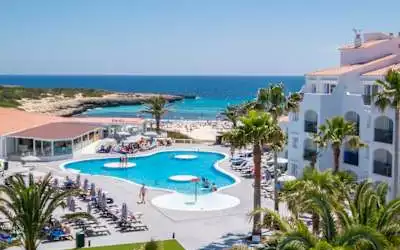 FERGUS Style Carema Beach in Cala'n Bosch