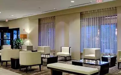 Hotel Crowne Plaza Chicago O'Hare mit 100 % Empfehlungsrate Hotel Crowne Plaza Chicago O'Hare in Schiller Park