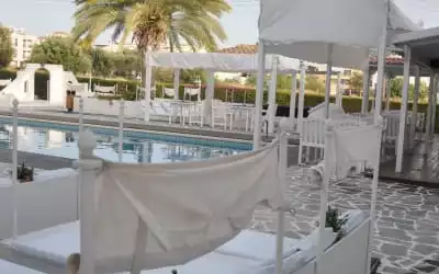 Hotel Tasmaria mit 96 % Empfehlungsrate Hotel Tasmaria in Paphos