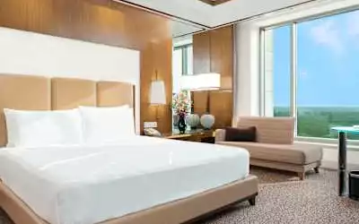 Hotel Crowne Plaza New Delhi Okhla mit 100 % Empfehlungsrate Hotel Crowne Plaza New Delhi Okhla in Delhi - Neu Delhi