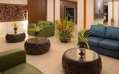 Hotel Peach Hill Resort in Kata Beach