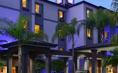 Sleep Inn Hotel Paseo Las Damas mit 82 % Empfehlungsrate Sleep Inn Hotel Paseo Las Damas in San Jose