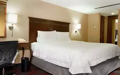 Hotel Hampton Inn & Suites Mexico City - Centro Historico mit 98 % Empfehlungsrate Hotel Hampton Inn & Suites Mexico City - Centro Historico in Mexiko-Stadt