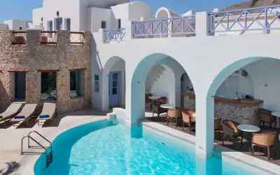 Meltemi Suites mit 100 % Empfehlungsrate Meltemi Suites in Perissa