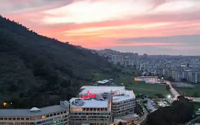 Hotel Kaya Izmir Thermal & Spa mit 91 % Empfehlungsrate Hotel Kaya Izmir Thermal & Spa in Izmir