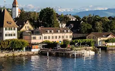 Sonne Boutiquehotel Küsnacht - Zürich mit 99 % Empfehlungsrate Sonne Boutiquehotel Küsnacht - Zürich in Küsnacht ZH