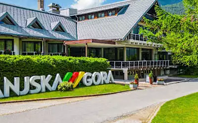 Hotel Kranjska Gora mit 81 % Empfehlungsrate Hotel Kranjska Gora in Kranjska Gora