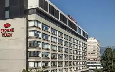 Crowne Plaza Geneva mit 93 % Empfehlungsrate Crowne Plaza Geneva in Meyrin