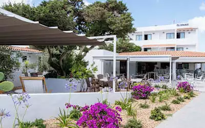 Hostal Rosamar mit 100 % Empfehlungsrate Hostal Rosamar in Es Pujols