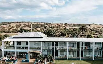 Hotel Kangaroo Island Seafront Resort in Penneshaw