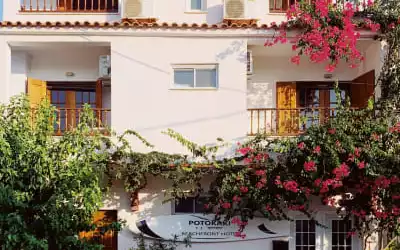 Potokaki Beachfront Hotel in Potokaki