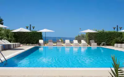 Lu'Hotel Porto Pino mit 98 % Empfehlungsrate Lu'Hotel Porto Pino in Sant'Anna Arresi