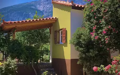 Bungalows Villa Maria mit 99 % Empfehlungsrate Bungalows Villa Maria in Kambos Marathokambos - Votsalakia