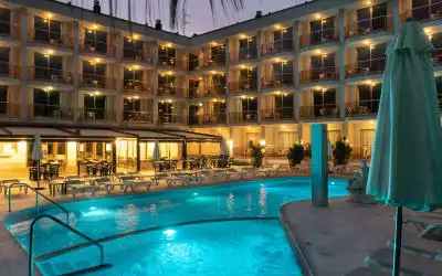 Aparthotel Miami Park in Calella