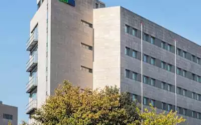 Hotel Holiday Inn Express Barcelona-Sant Cugat in Cerdanyola del Valles