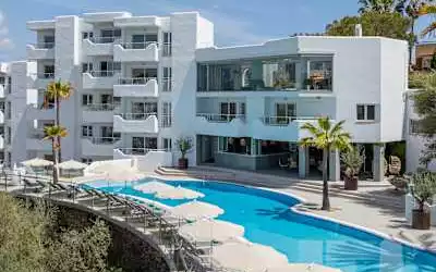 MarSenses Natura Olea Hotel in Cala Ferrera