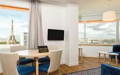 Adagio City Aparthotel Tour Eiffel in Paris